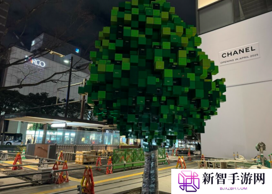 游戏照进现实 日本玩家展示街头《我的世界》风绿化树引热议